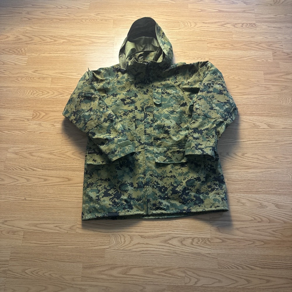 USMC Issue APECS Gore-Tex Medium Parka Hooded Jacket All Purpose